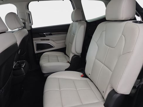 Used 2022 Kia Telluride EX w/ EX Premium Package AWD/4WD image 15