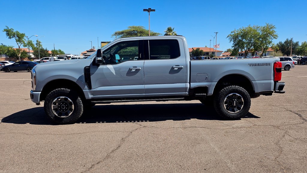 Used 2024 Ford F250 Lariat w/ Lariat Ultimate Package AWD/4WD image 7