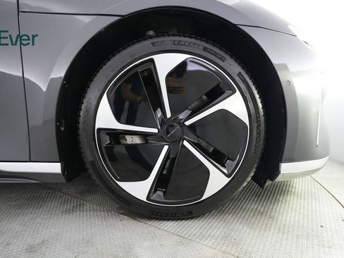 Used 2023 Lucid Air Touring AWD/4WD image 22