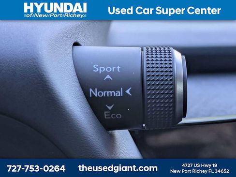 Used 2023 Lexus UX 250h FWD w/ Accessory Package (Z2) image 34