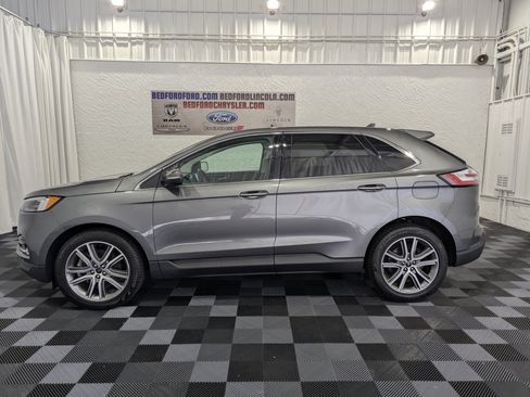 Used 2024 Ford Edge Titanium w/ Equipment Group 301A AWD/4WD image 2
