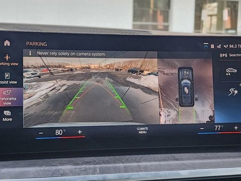 Used 2023 BMW X7 xDrive40i w/ M Sport Package image 33