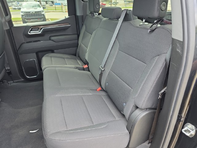 Used 2022 Chevrolet Silverado 1500 LT w/ Protection Package AWD/4WD image 18