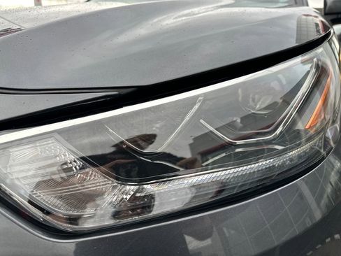 Certified 2020 Toyota Highlander Limited image 9