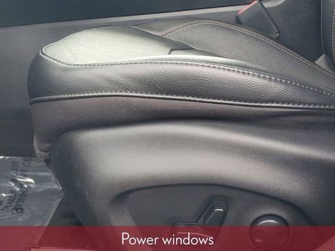 Used 2023 Jeep Compass Limited image 13