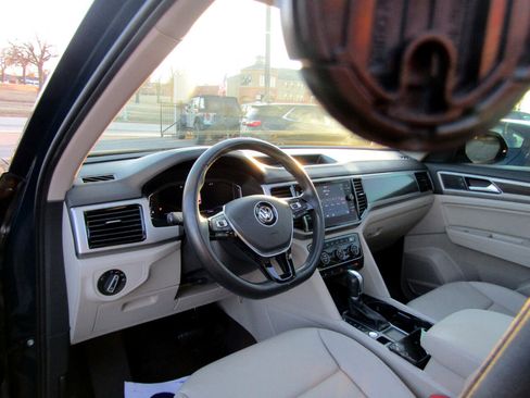 Used 2019 Volkswagen Atlas SEL image 36