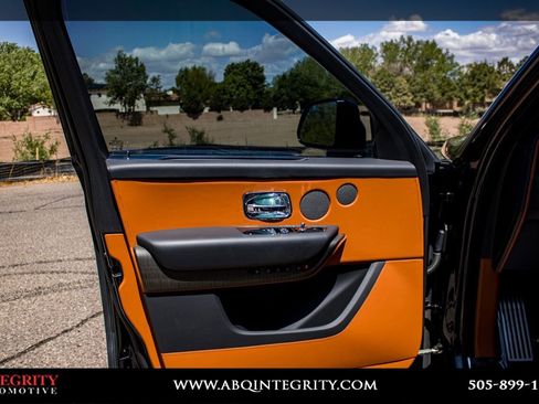 Used 2022 Rolls-Royce Cullinan w/ Dynamic Package image 22