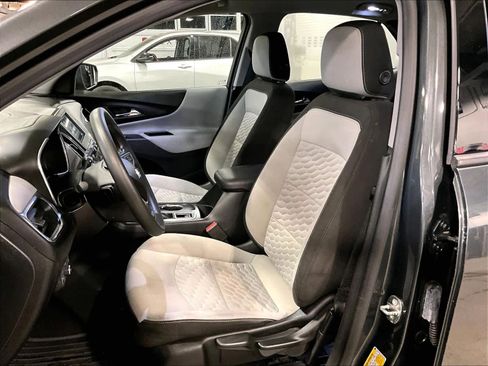 Used 2019 Chevrolet Equinox LS image 10