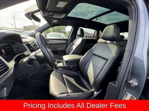 Used 2023 Volkswagen Atlas Cross Sport SE FWD image 16