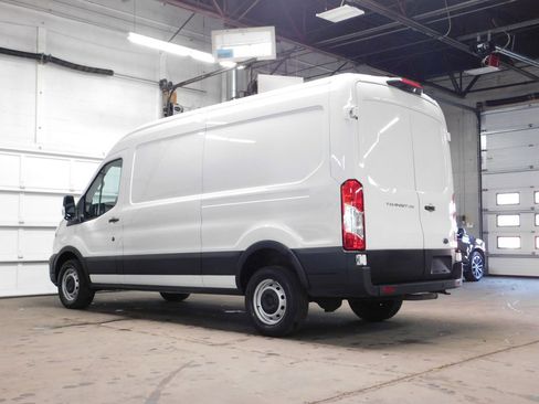 Used 2023 Ford Transit 250 Medium Roof w/ Interior Upgrade Package RWD image 10