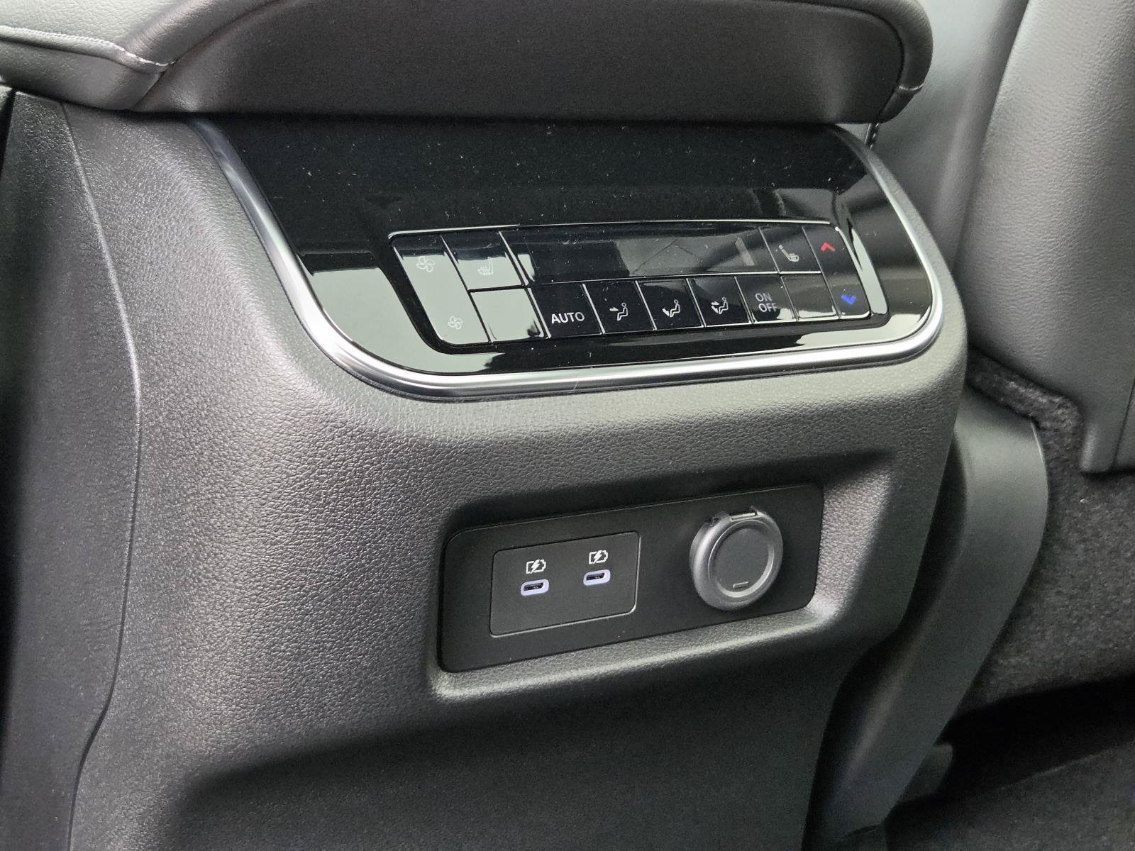 New 2027 Nissan Armada Platinum AWD/4WD image 17