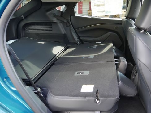 New 2026 Ford Mustang Mach-E Premium image 34