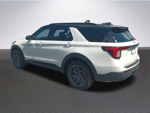New 2025 Ford Explorer ST-Line w/ Premium Package image 5
