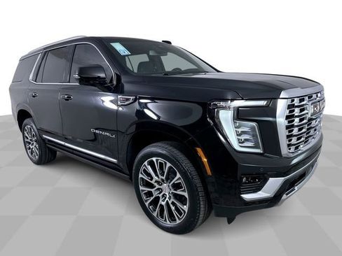 New 2026 GMC Yukon Denali w/ Sun & Power Step Package AWD/4WD image 3
