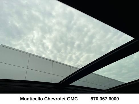 Used 2023 Chevrolet Blazer Premier w/ Enhanced Convenience Package image 20