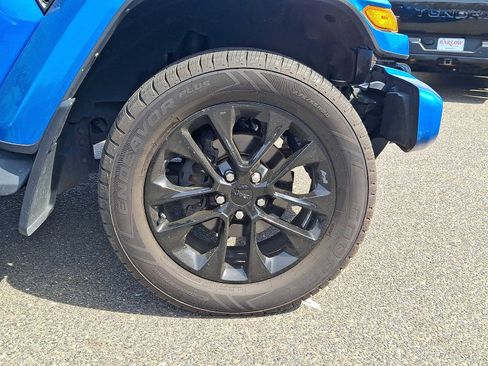 Used 2023 Jeep Gladiator Overland image 5