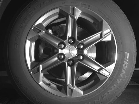 Used 2025 Chevrolet Blazer LT FWD image 12