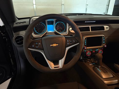 Used 2013 Chevrolet Camaro ZL1 image 13