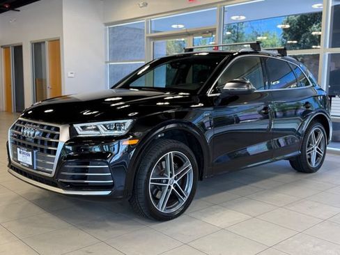 Used 2018 Audi SQ5 Prestige w/ Prestige Package AWD/4WD image 4