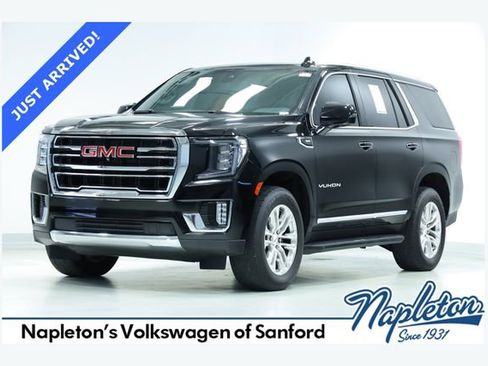 Used 2021 GMC Yukon SLT w/ SLT Premium Package image 1