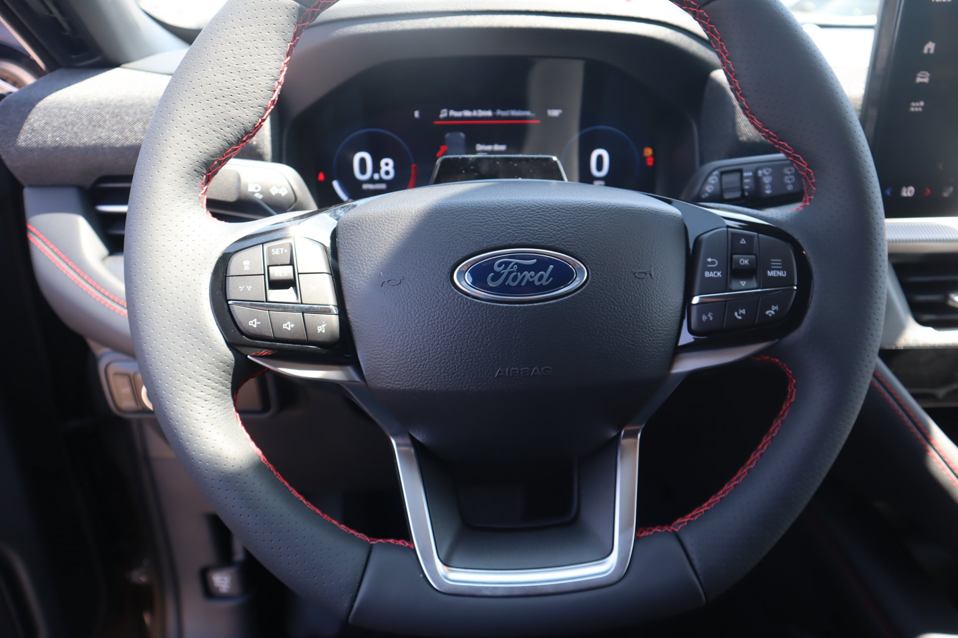 New 2026 Ford Explorer ST-Line w/ ST-Line Street Pack AWD/4WD image 3