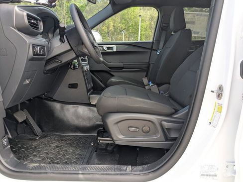 New 2026 Ford Explorer 4WD Police Interceptor image 13