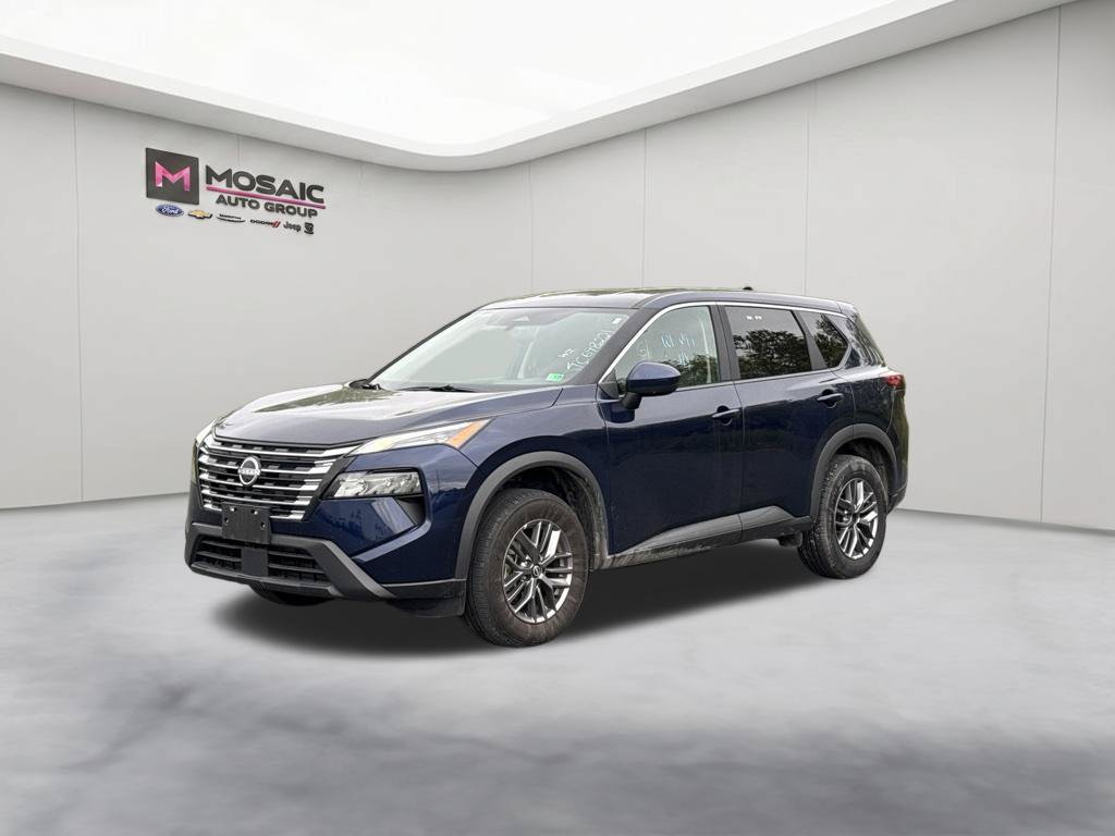 Used 2026 Nissan Rogue SV AWD/4WD image 4