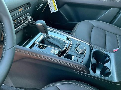 New 2025 MAZDA CX-5 Signature image 12