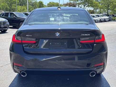 Certified 2023 BMW 330i xDrive Sedan w/ Premium Package AWD/4WD image 6