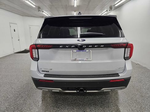 New 2026 Ford Explorer Active w/ Active Comfort Package AWD/4WD image 5