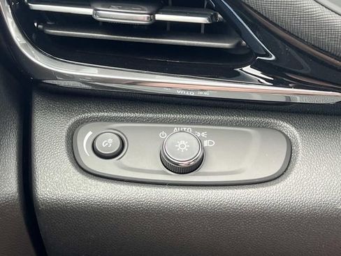 New 2026 Buick Envista Sport Touring w/ Convenience I Package FWD image 27