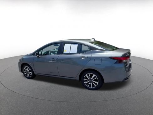 Used 2025 Nissan Versa SV FWD image 10
