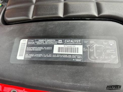 Used 2001 Chevrolet Corvette Coupe w/ Preferred Equipment Group2 image 19