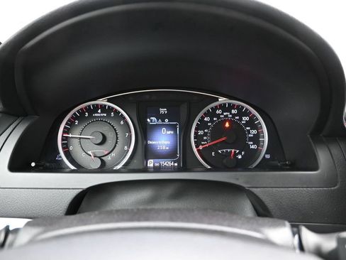 Used 2016 Toyota Camry SE FWD image 14