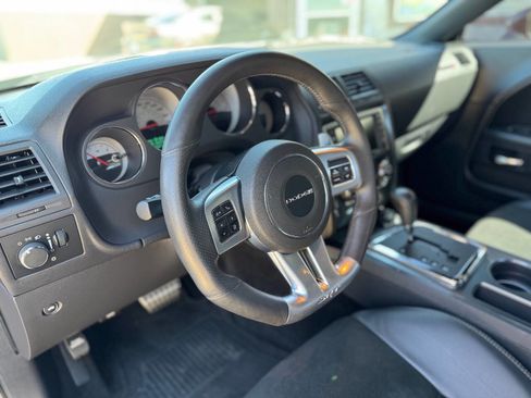 Used 2014 Dodge Challenger SRT8 Core w/ Satin Vapor Edition image 15