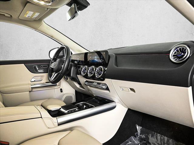 Used 2023 Mercedes-Benz GLA 250 4MATIC image 24