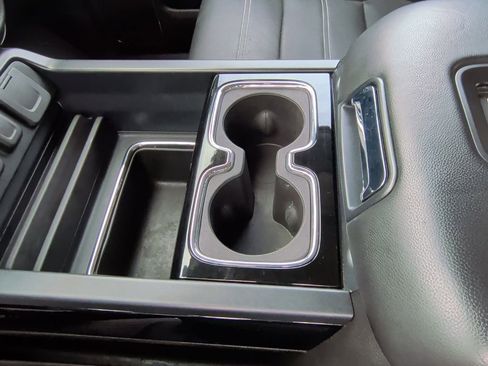 Used 2016 GMC Sierra 2500 Denali w/ Duramax Plus Package image 27