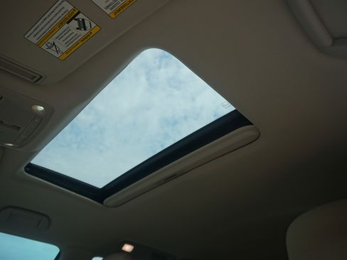 Used 2024 Nissan Armada Platinum w/ Cargo Package image 15