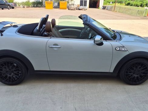 Used 2013 MINI Cooper Roadster S FWD image 8