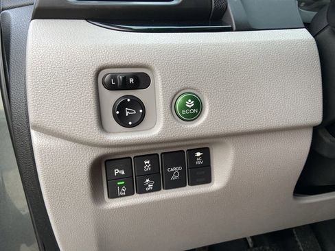 Used 2018 Honda Ridgeline RTL-E image 44