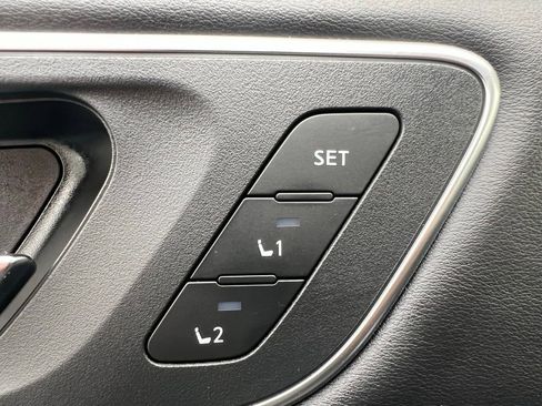 Used 2023 Nissan Rogue Platinum w/ Platinum Premium Package image 25