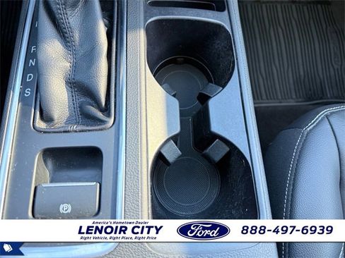 Certified 2018 Ford Escape SEL image 28