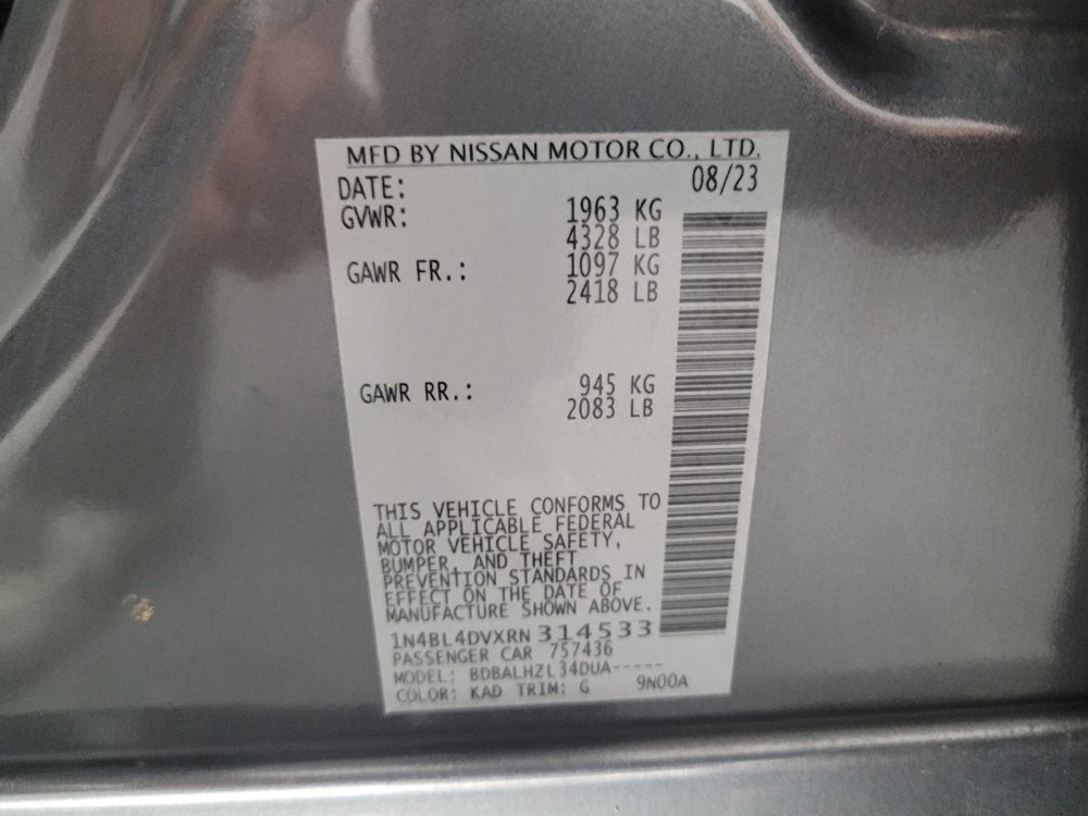 Used 2024 Nissan Altima 2.5 SV FWD image 33