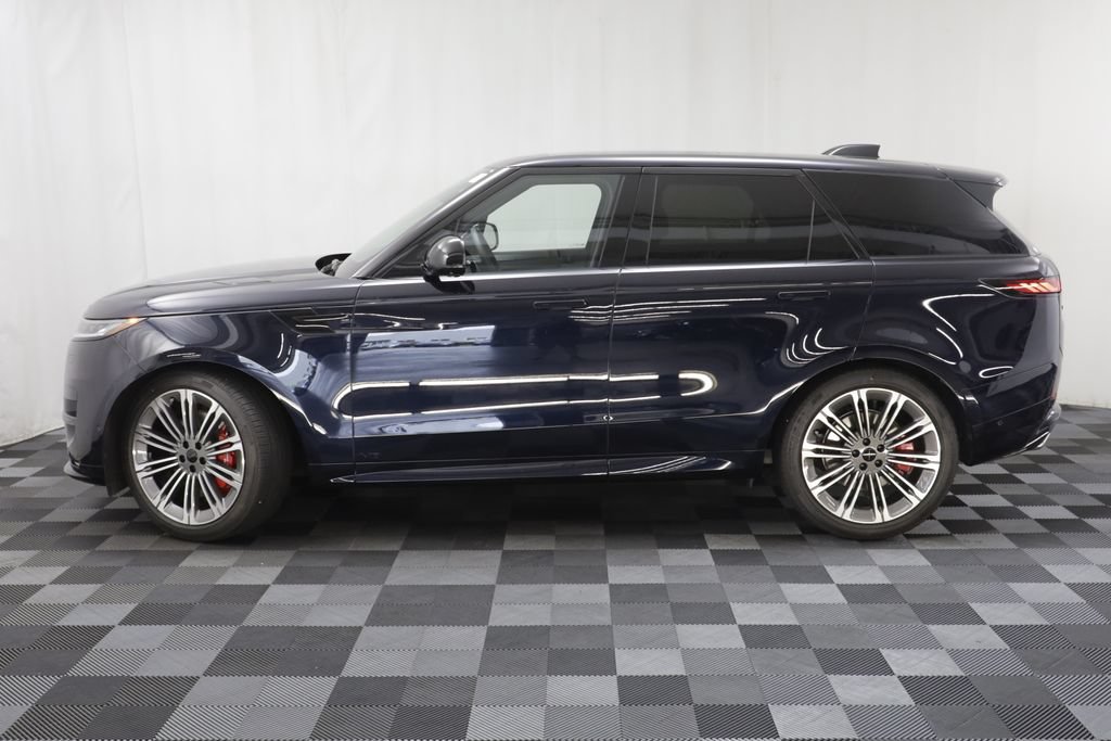 Certified 2026 Land Rover Range Rover Sport Dynamic SE AWD/4WD image 4