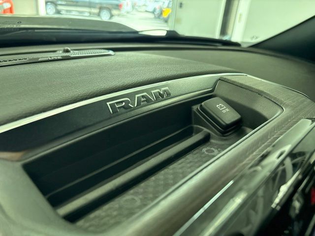 New 2026 RAM 3500 Laramie w/ Night Edition AWD/4WD image 39