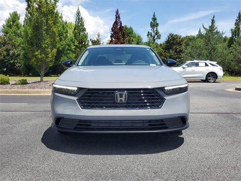 New 2025 Honda Accord SE image 2