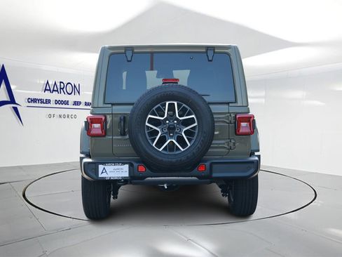 New 2026 Jeep Wrangler Unlimited Sahara AWD/4WD image 3