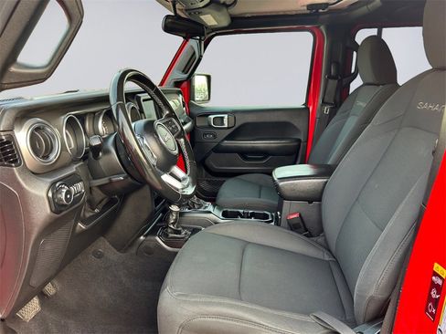 Certified 2021 Jeep Wrangler Unlimited Sahara image 10