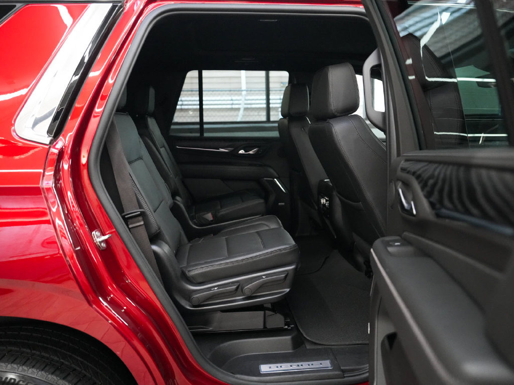 Used 2023 GMC Yukon Denali AWD/4WD image 33
