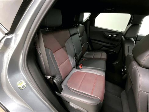 Used 2025 Chevrolet Blazer RS image 19